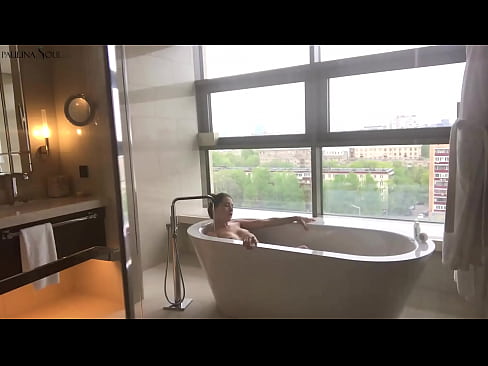 ❤️ Kæmpe babe ondt i sin fisse på badeværelset ☑ Sex video at da.pornsexer.ru ❌